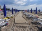 Lignano. 18 tysięcy parasoli na plaży