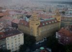 Praga. Cudaczna wieża w dzielnicy Žižkov
