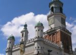Poznań. Koziołki i hejnał z ratuszowej wieży