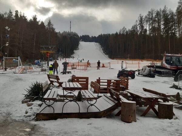 Kielce. Na narty na górę Telegraf