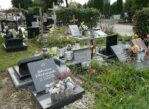 Kalisz. Pamiątki na cmentarzu komunalnym