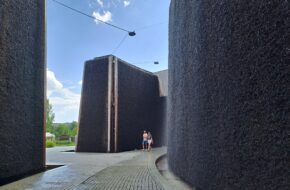 Busko-Zdrój Słońce świeci, woda kapie…