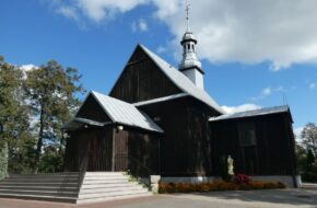 Tłokinia Kościelna Przystanek przy drodze św.&nbsp;Jakuba