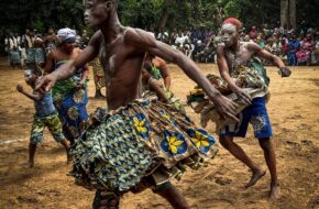 Quidah Voodoo wspiera w&nbsp;codziennym życiu